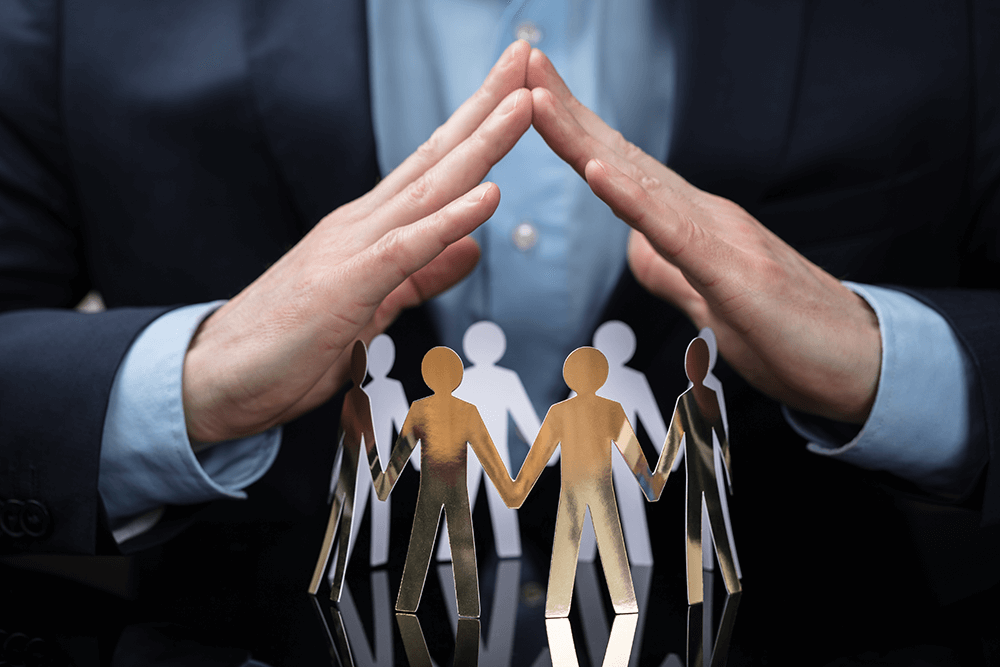 man-covering-group-of-people-cutouts-portraying-how-to-choose-the-right-business-insurance